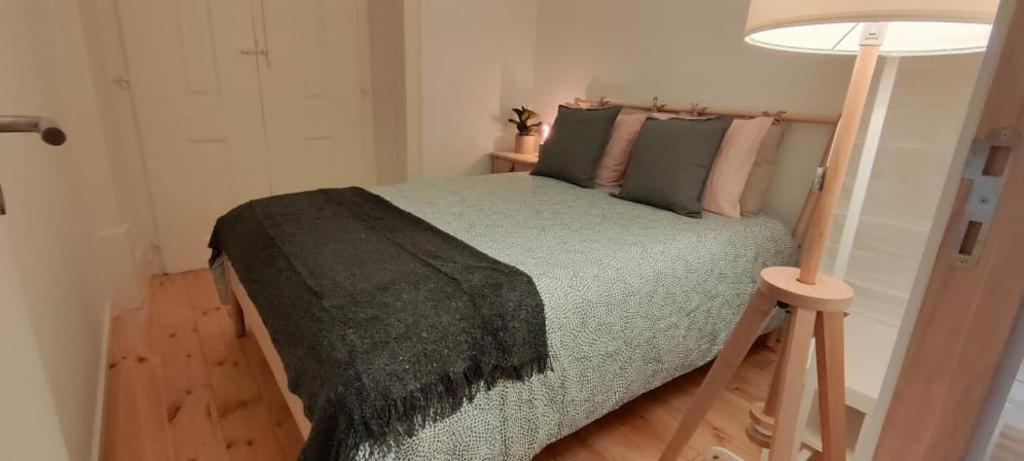 Quarto Com Varanda Na Rua Dos Douradores Лиссабон Экстерьер фото